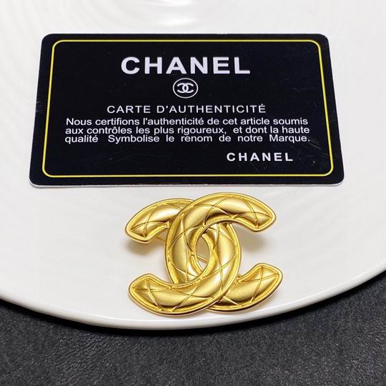 Chanel Brooch 11lyh50